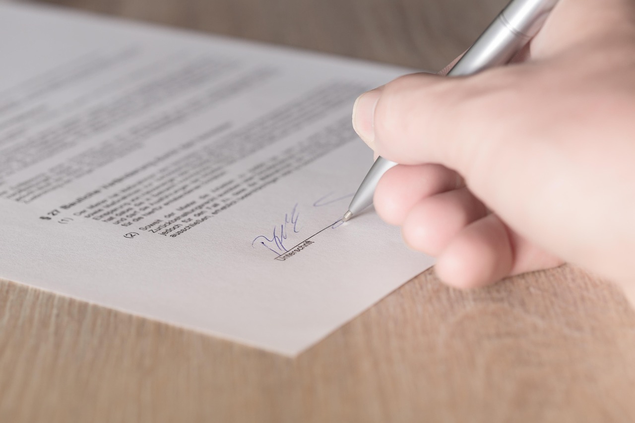 ai contract nda check freelance のイメージ